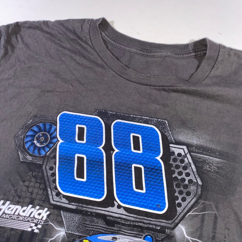 Hendrick Motorsports Dale Earnhardt Jr 88 NASCAR Graphic T-Shirt Gray Mens L